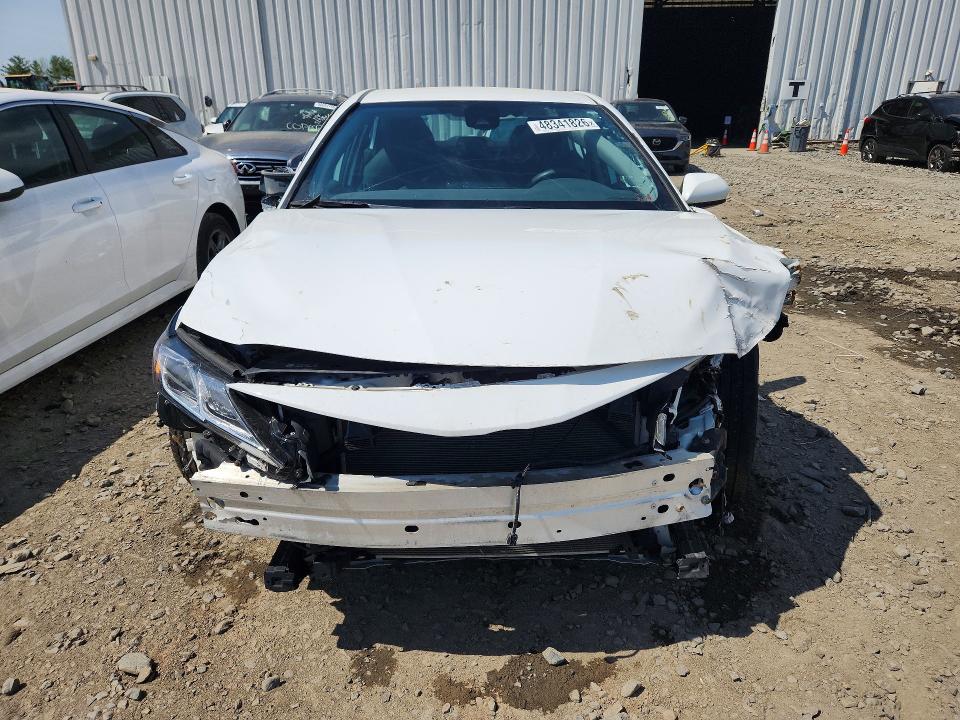 Photo 5 from auction – 2023 TOYOTA CAMRY with VIN 4T1C11AK4PU832584