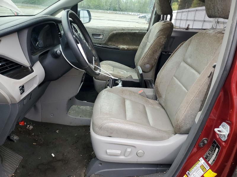Photo 7 from auction – 2019 TOYOTA SIENNA with VIN 5TDYZ3DC0KS010302