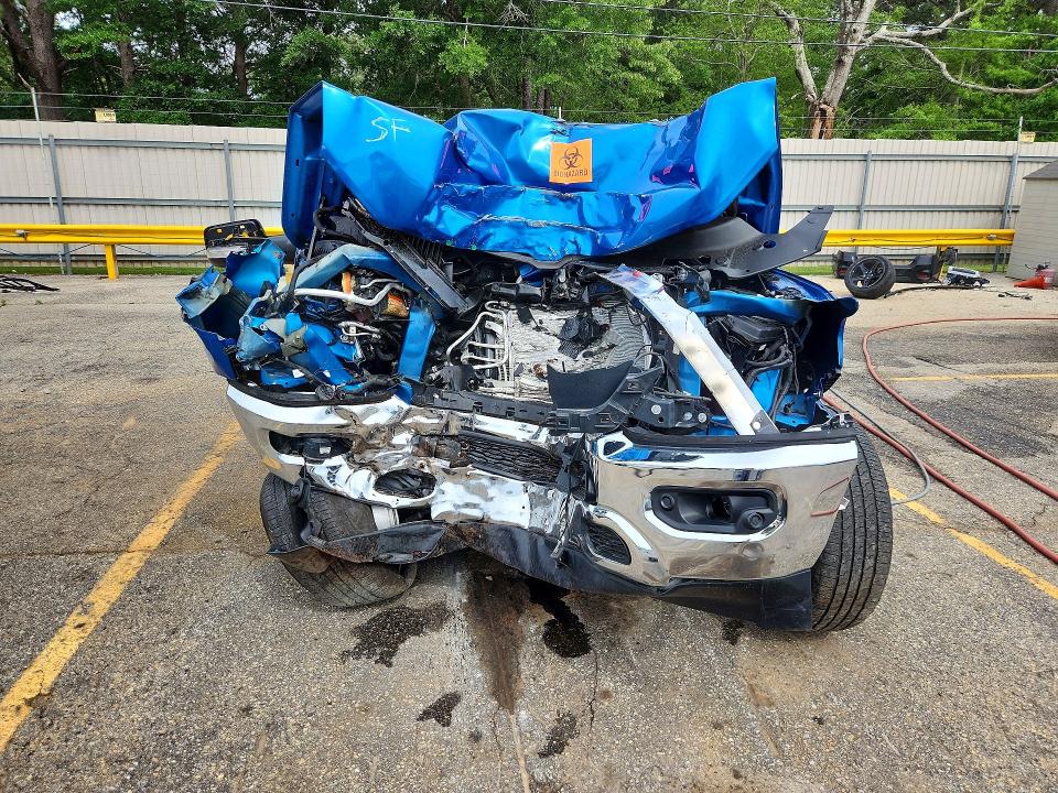 Photo 5 from auction – 2022 RAM 1500 with VIN 1C6RRFMG6NN370331