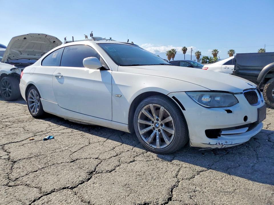 Photo 4 from auction – 2013 BMW 328 with VIN WBAKE5C51DJ107537