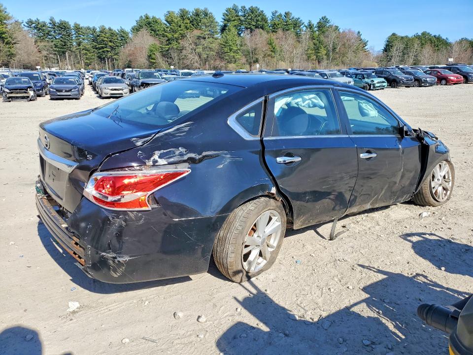 Photo 3 from auction – 2013 NISSAN ALTIMA with VIN 1N4AL3AP5DC133470