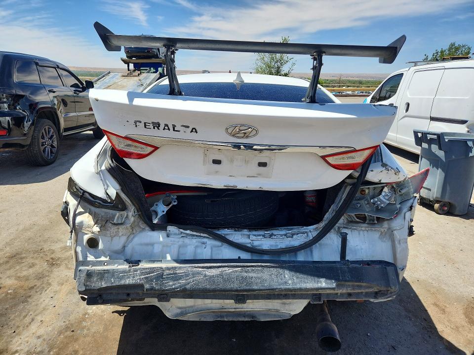 Photo 6 from auction – 2011 HYUNDAI SONATA with VIN 5NPEB4AC5BH157187