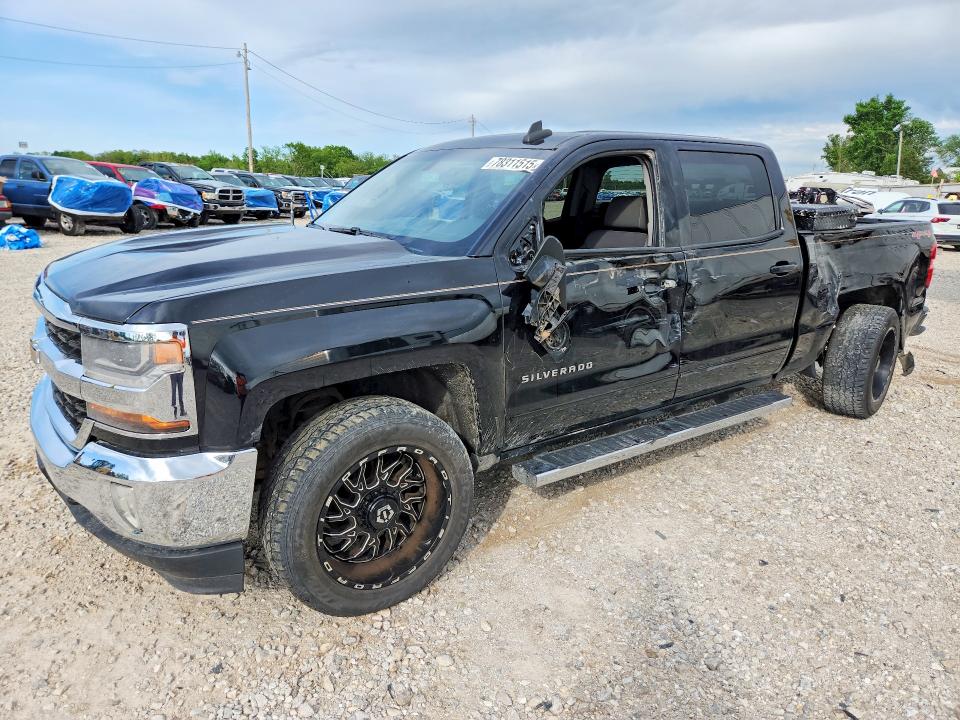 CHEVROLET SILVERADO 2016 with VIN 3GCUKREC1GG253885 - Photo from auction