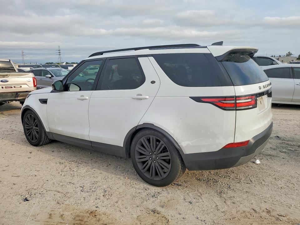 Photo 2 from auction – 2017 LAND ROVER DISCOVERY with VIN SALRRBBVXHA045771