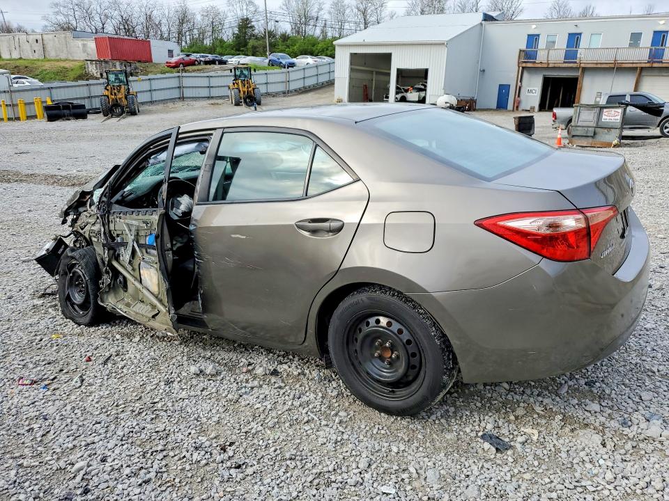 Photo 2 from auction – 2018 TOYOTA COROLLA with VIN 2T1BURHE8JC110643
