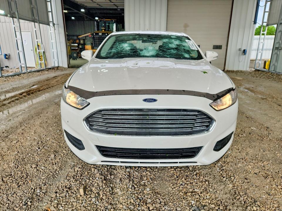 Photo 5 from auction – 2016 FORD FUSION with VIN 3FA6P0H78GR224379