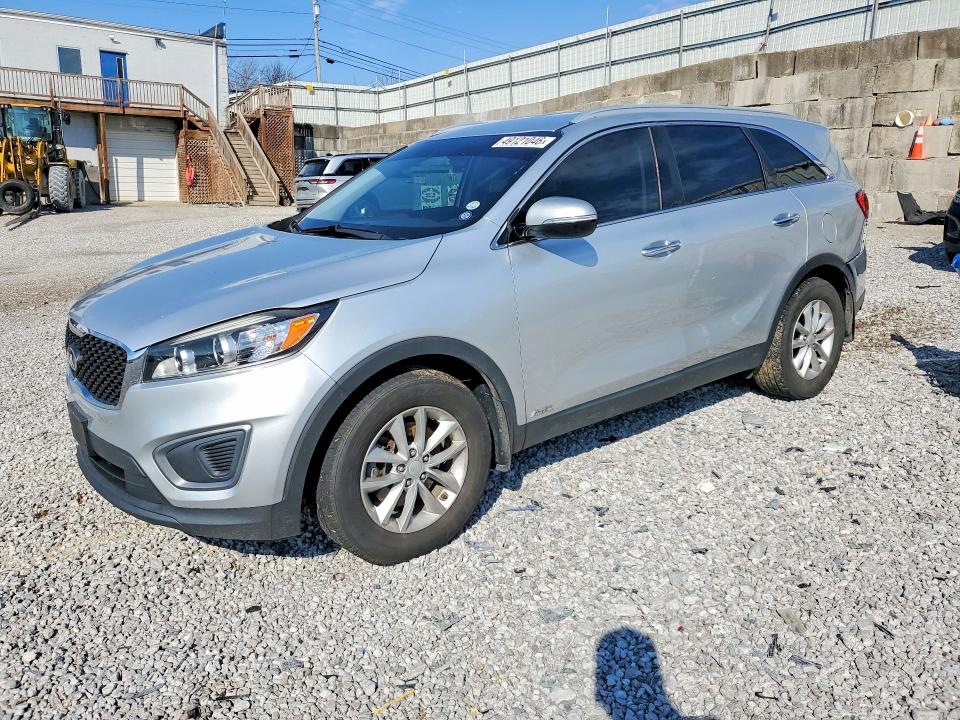 KIA SORENTO 2016 с VIN 5XYPGDA35GG097842 - Снимка от търг
