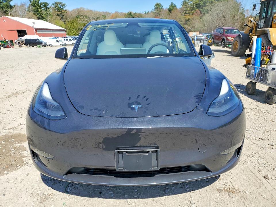 Photo 5 from auction – 2024 TESLA MODEL Y with VIN 7SAYGDEE0RA236186