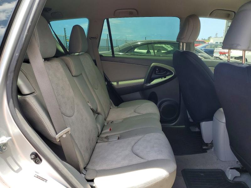 Photo 11 from auction – 2012 TOYOTA RAV4 with VIN JTMZF4DVXC5048602