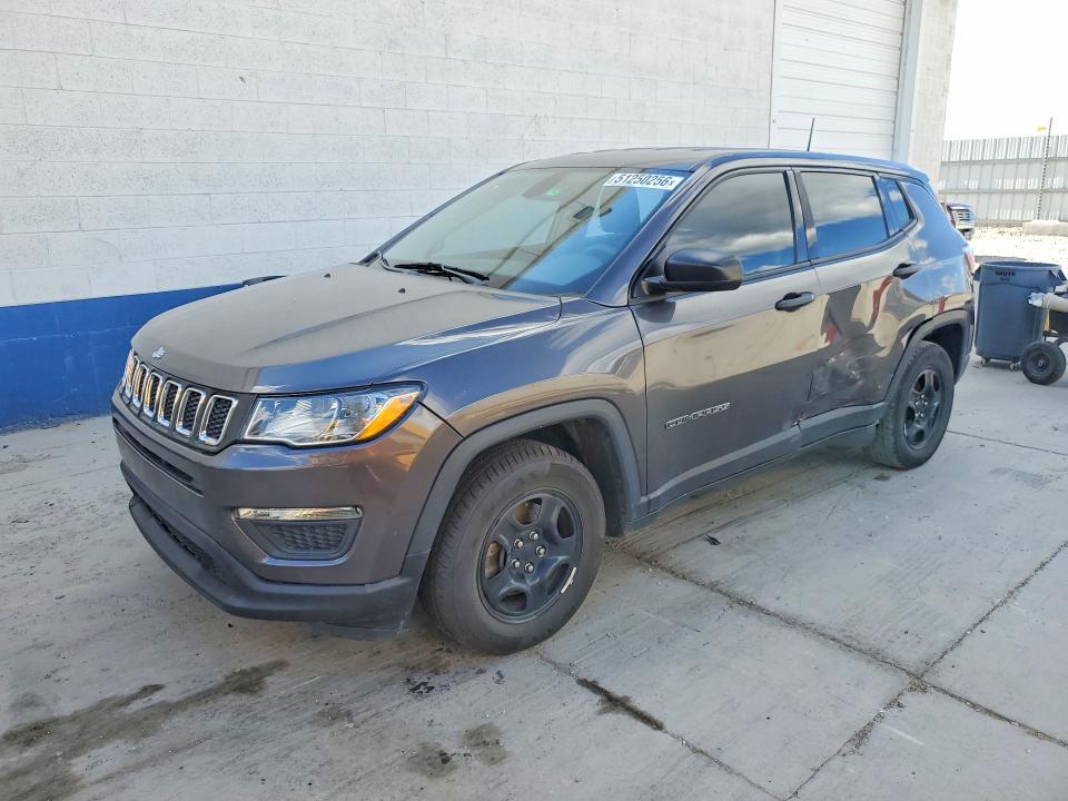 JEEP COMPASS 2020 with VIN 3C4NJCAB1LT220064 - Photo from auction