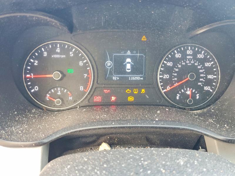 Photo 9 from auction – 2016 KIA OPTIMA with VIN 5XXGU4L32GG091474