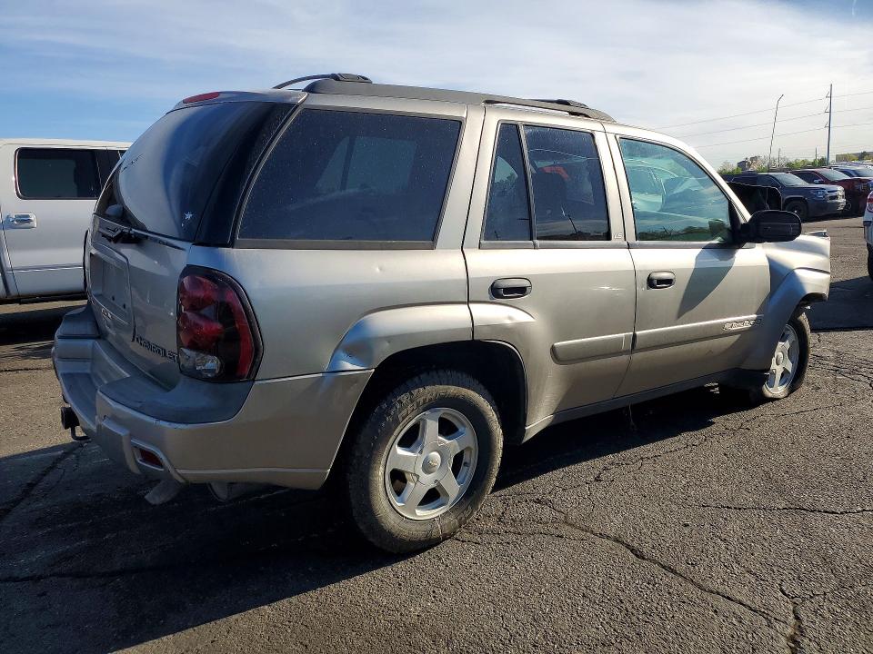 Photo 3 from auction – 2002 CHEVROLET TRAILBLAZER with VIN 1GNDT13S622160376
