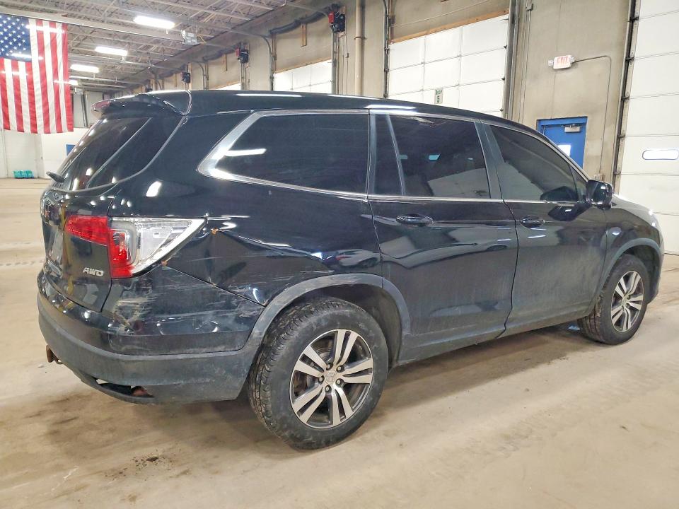 Фото 3 с аукциона – 2016 HONDA PILOT с VIN 5FNYF6H30GB081760