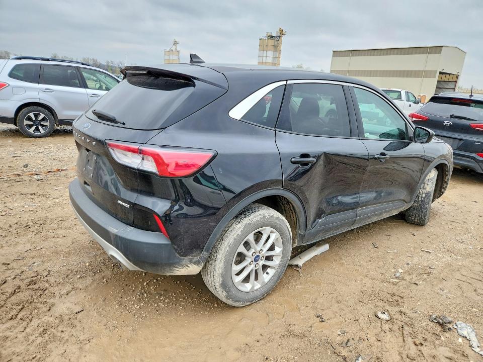 Снимка 3 от търг – 2021 FORD ESCAPE с VIN 1FMCU9G65MUB19091