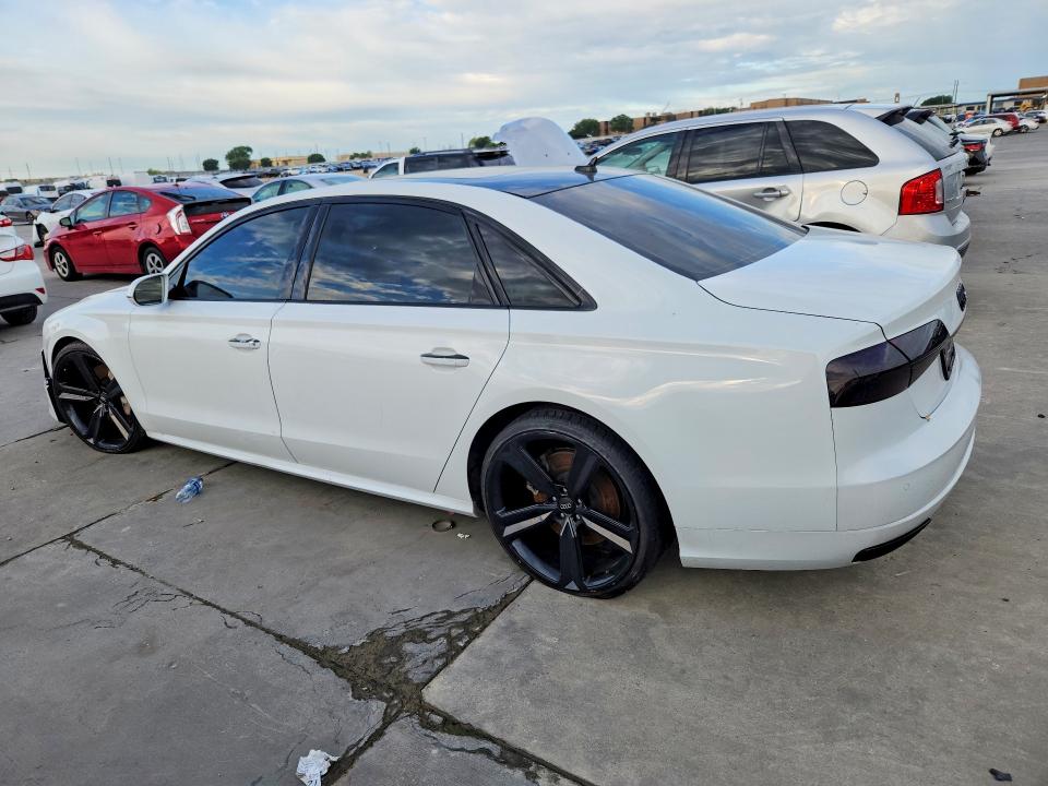 Photo 2 from auction – 2017 AUDI A8 with VIN WAU43AFD3HN016133