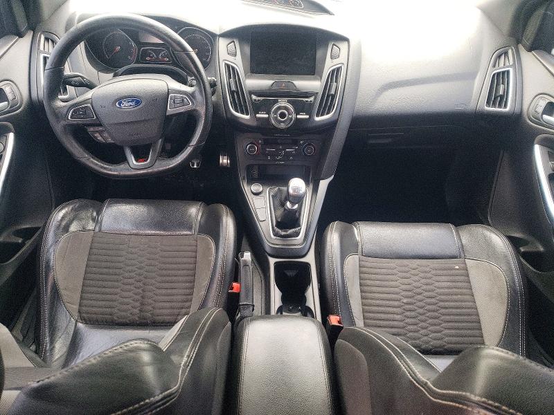 Photo 8 from auction – 2015 FORD FOCUS with VIN 1FADP3L91FL311703