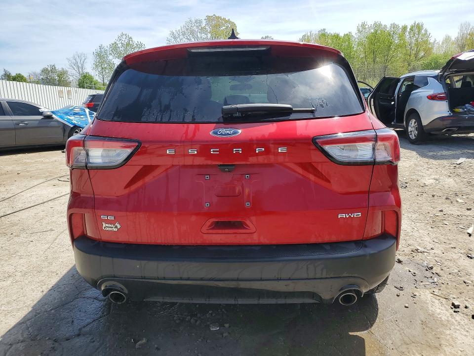 Photo 6 from auction – 2021 FORD ESCAPE with VIN 1FMCU9G66MUB30195