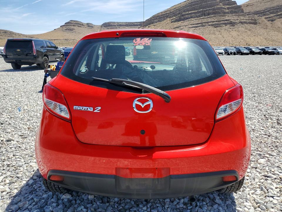 Photo 6 from auction – 2014 MAZDA MAZDA2 with VIN JM1DE1KZ3E0183258