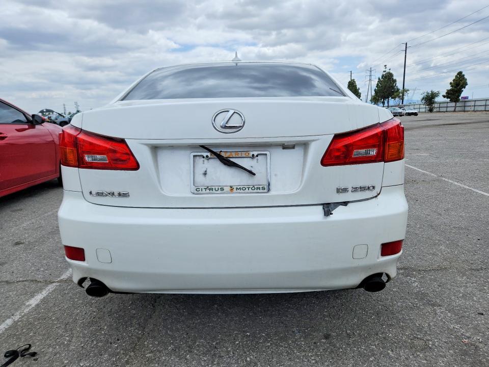 Photo 6 from auction – 2007 LEXUS IS with VIN JTHBK262775050364