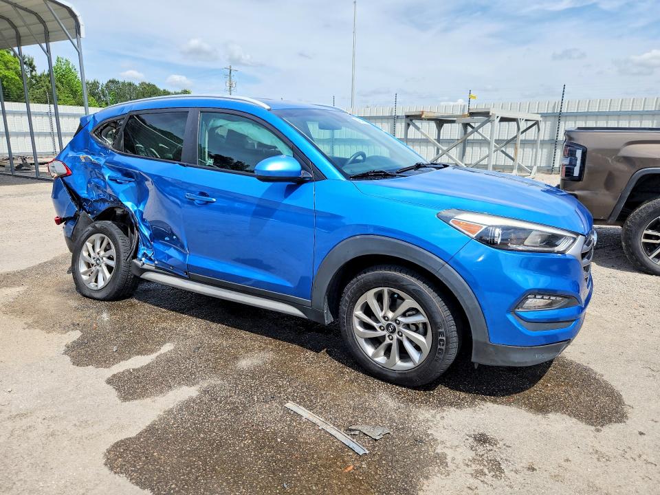 Photo 4 from auction – 2018 HYUNDAI TUCSON with VIN KM8J33A48JU604464