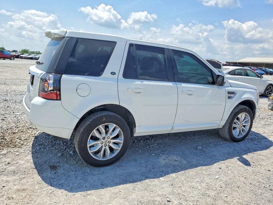 Photo 3 from auction – 2014 LAND ROVER LR2 with VIN SALFR2BG8EH411055