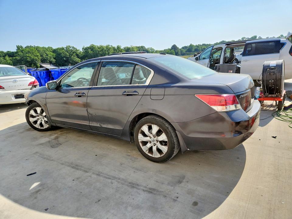 Photo 2 from auction – 2010 HONDA ACCORD with VIN 1HGCP2F85AA157635