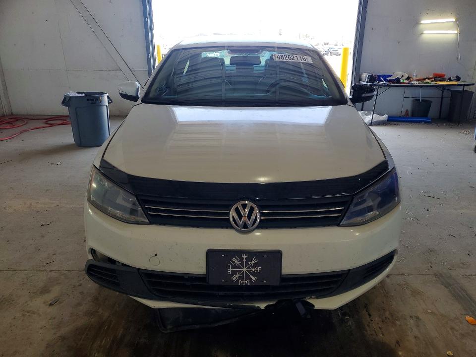 Снимка 5 от търг – 2014 VOLKSWAGEN JETTA с VIN 3VWD17AJ2EM284540