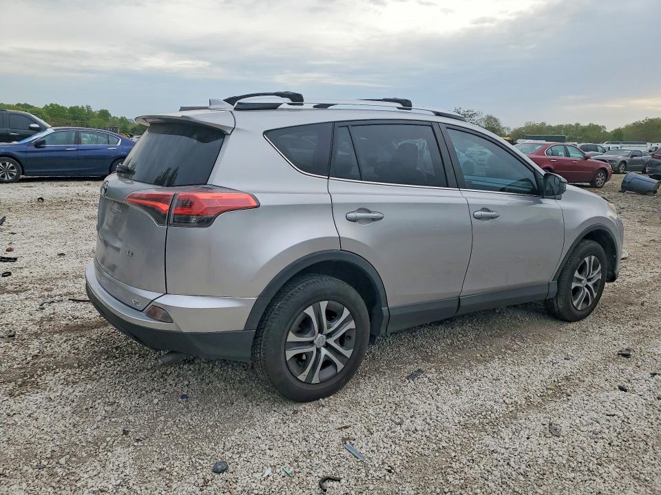 Photo 3 from auction – 2016 TOYOTA RAV4 with VIN 2T3ZFREV3GW303889