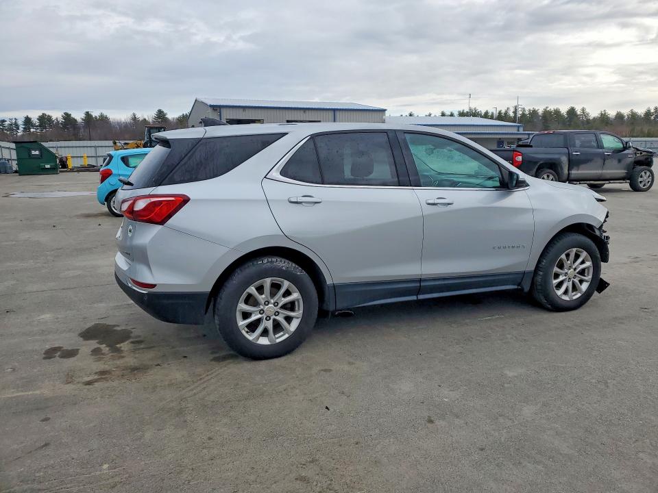 Photo 3 from auction – 2018 CHEVROLET EQUINOX with VIN 2GNAXSEV6J6153935