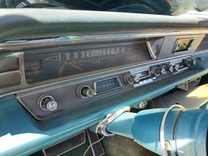 Photo 9 from auction – 1963 PONTIAC STARCHIEF with VIN 663S30028