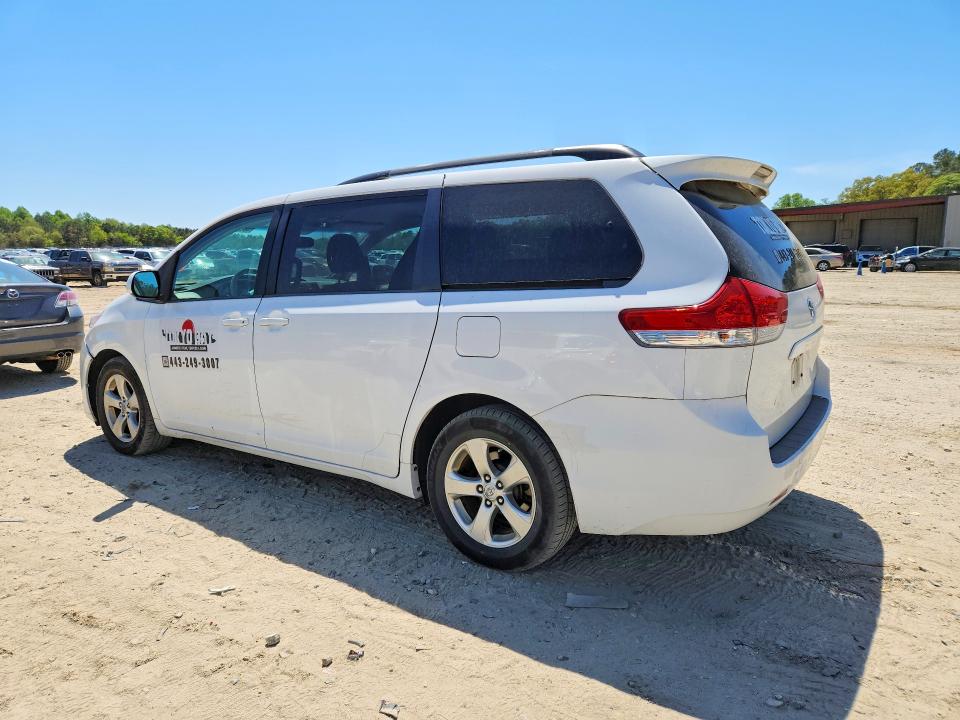Photo 2 from auction – 2013 TOYOTA SIENNA with VIN 5TDKK3DC0DS393199