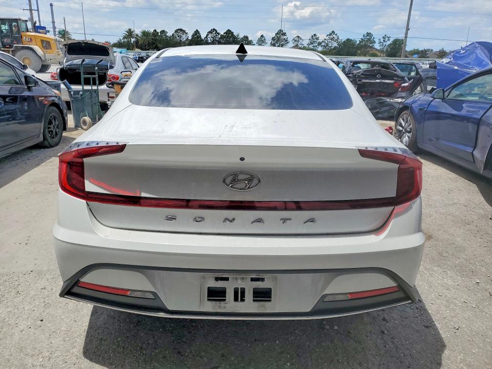 Photo 6 from auction – 2020 HYUNDAI SONATA with VIN 5NPEG4JA9LH054310