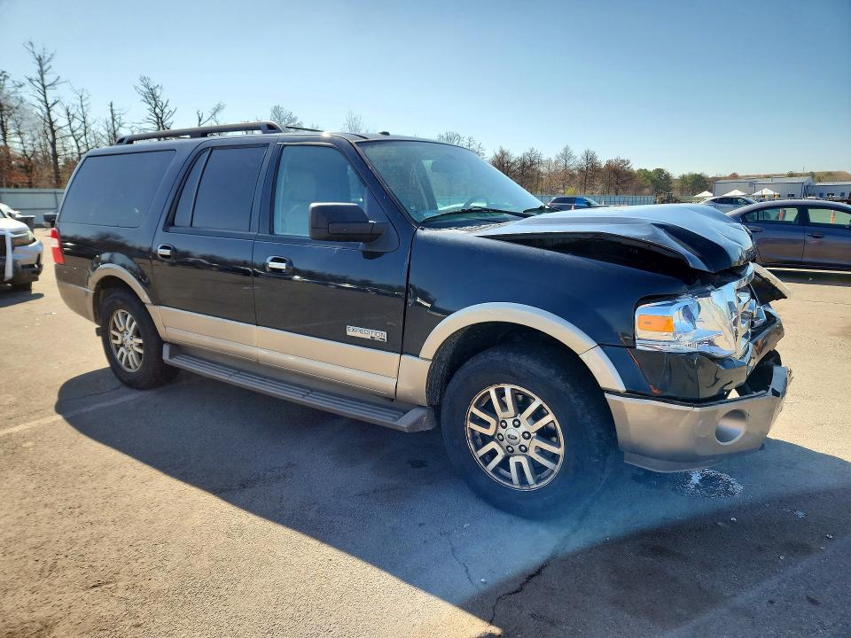 Photo 4 from auction – 2013 FORD EXPEDITION with VIN 1FMJK1J56DEF51228