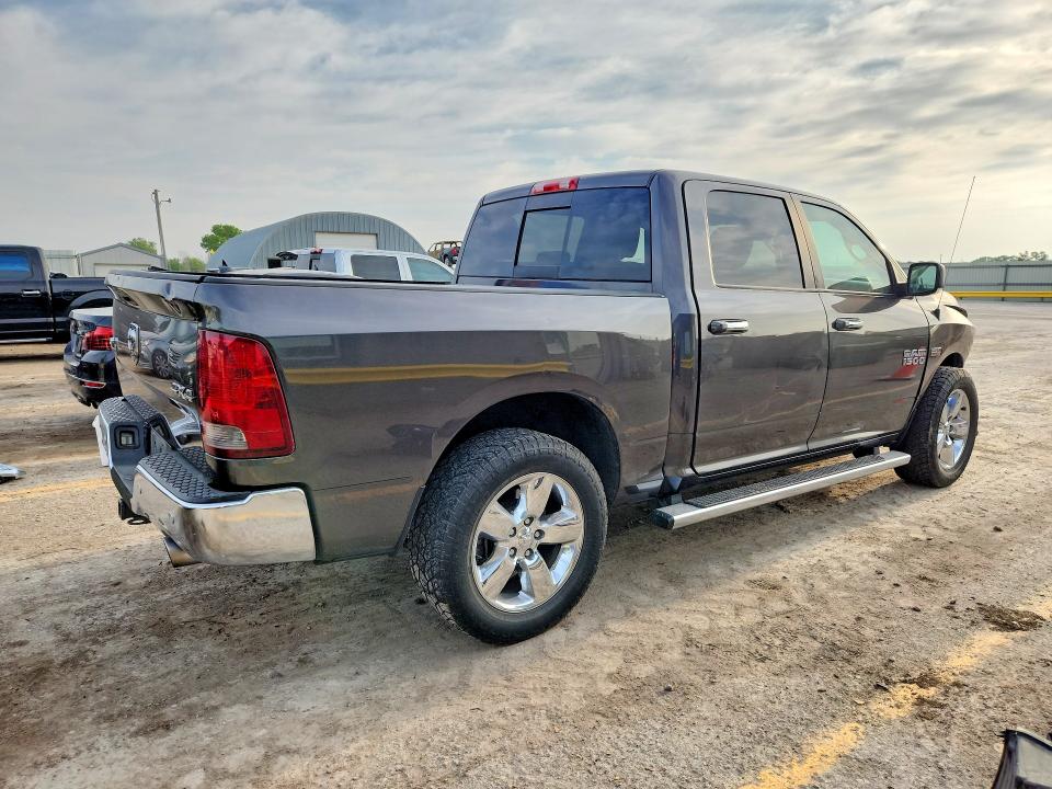 Photo 3 from auction – 2016 RAM 1500 with VIN 3C6RR7LT8GG183933