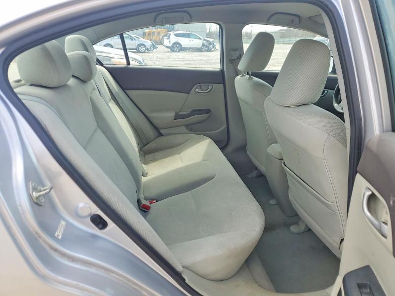 Photo 10 from auction – 2012 HONDA CIVIC with VIN 19XFB2F53CE387495