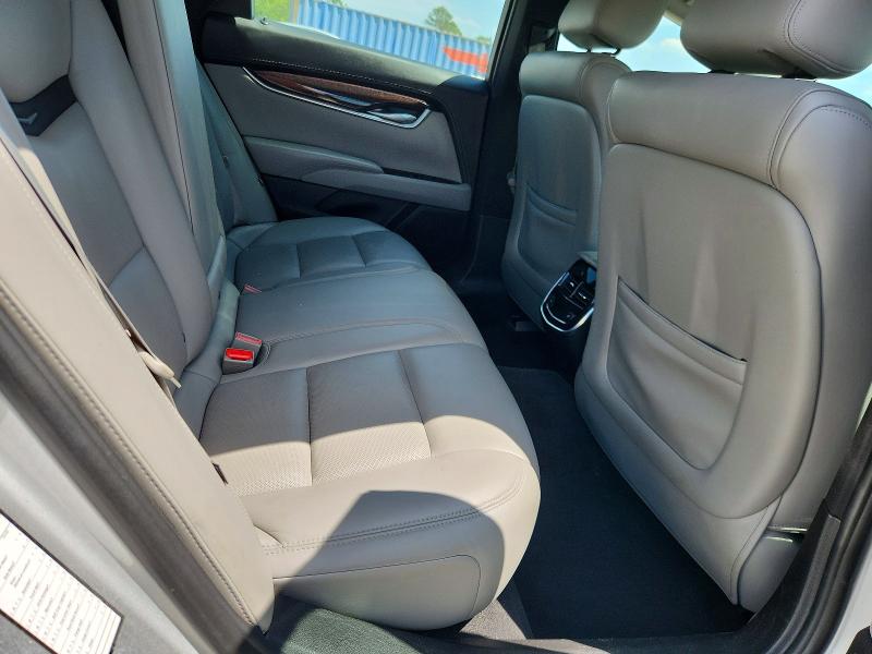 Photo 10 from auction – 2016 CADILLAC XTS with VIN 2G61M5S31G9160114