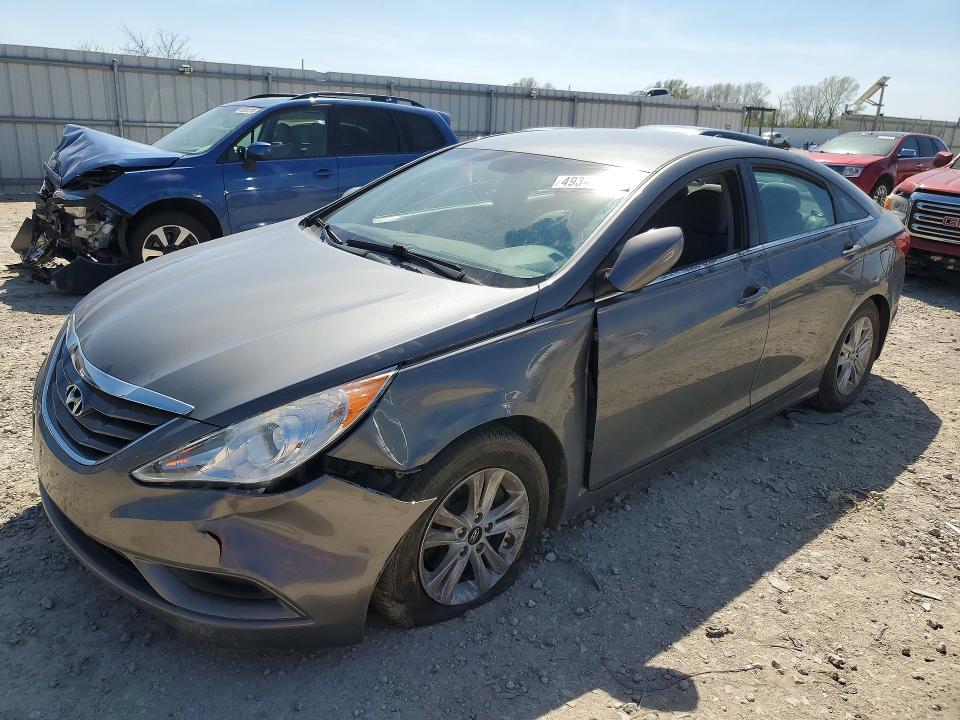 HYUNDAI SONATA 2013 with VIN 5NPEB4AC9DH715870 - Photo from auction