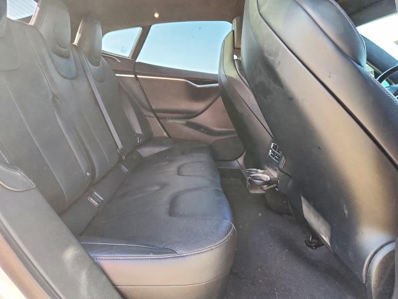 Photo 10 from auction – 2017 TESLA MODEL S with VIN 5YJSA1E24HF183938