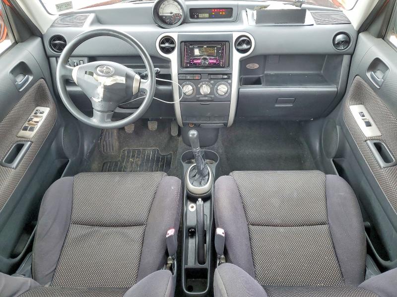 Photo 8 from auction – 2004 TOYOTA SCION with VIN JTLKT334140163248