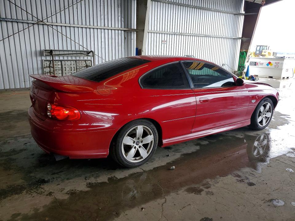 Снимка 3 от търг – 2004 PONTIAC GTO с VIN 6G2VX12G94L316784