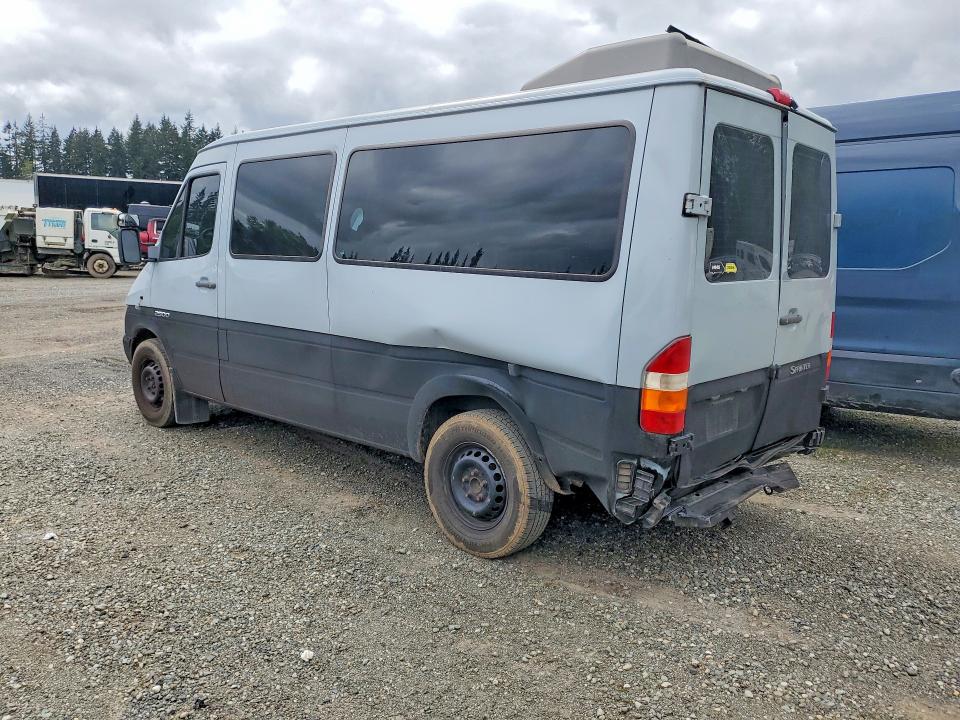 Photo 2 from auction – 2005 DODGE SPRINTER with VIN WD8PD644455802911