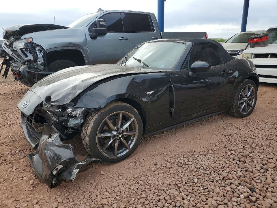 MAZDA MX-5 MIATA 2020 with VIN JM1NDAD79L0417015 - Photo from auction