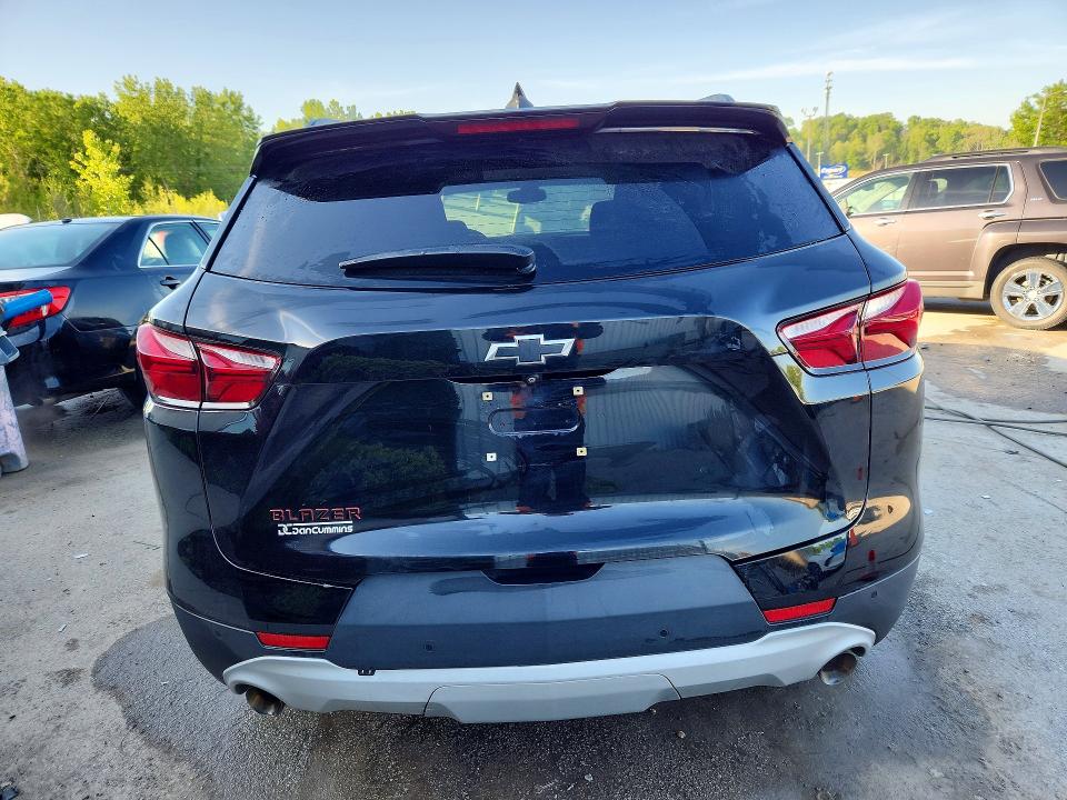Снимка 6 от търг – 2021 CHEVROLET BLAZER с VIN 3GNKBCR44MS518077
