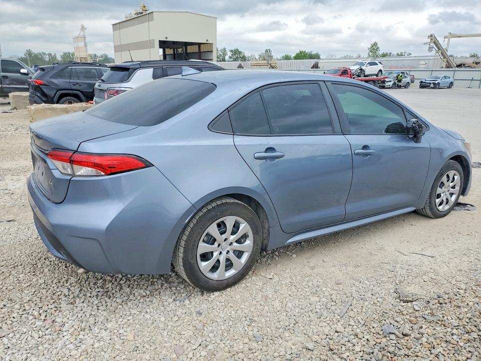 Photo 3 from auction – 2021 TOYOTA COROLLA with VIN 5YFEPMAE3MP199074
