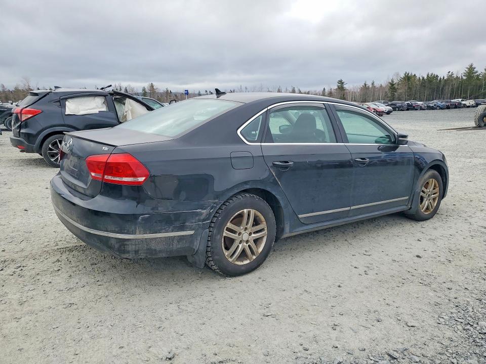 Photo 3 from auction – 2014 VOLKSWAGEN PASSAT with VIN 1VWCN7A35EC071472
