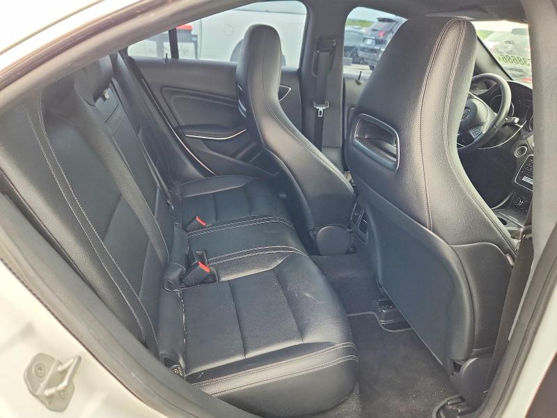 Photo 10 from auction – 2018 MERCEDES-BENZ CLA with VIN WDDSJ4GB8JN593251