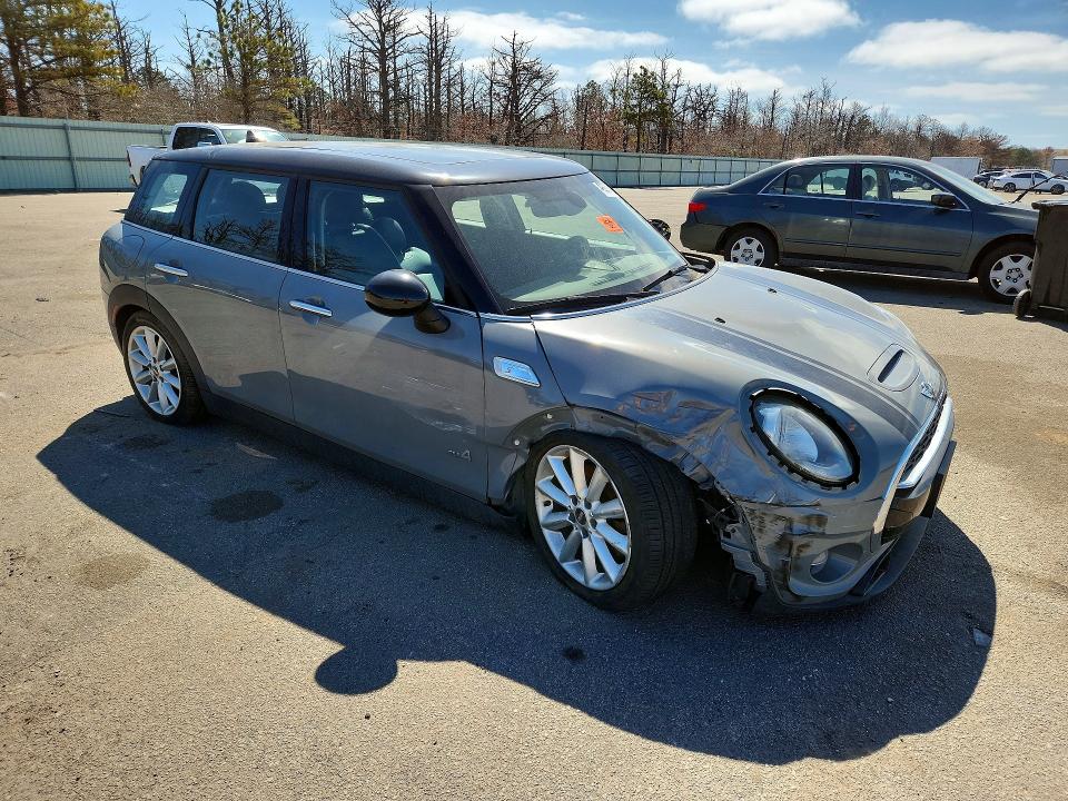 Photo 4 from auction – 2017 MINI COOPER with VIN WMWLU5C56H2E81569