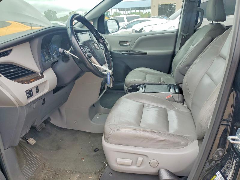 Photo 7 from auction – 2015 TOYOTA SIENNA with VIN 5TDYK3DC7FS667947