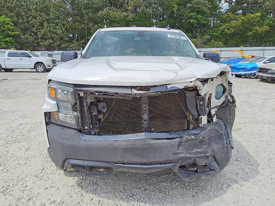 Photo 5 from auction – 2019 CHEVROLET SILVERADO with VIN 1GCPYAEH6KZ357449