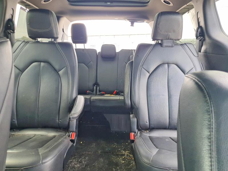Photo 10 from auction – 2018 CHRYSLER PACIFICA with VIN 2C4RC1EG8JR351997